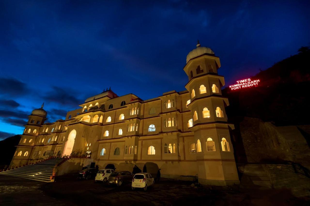 Kumbhalgarh Fort Resort-Pure Veg מראה חיצוני תמונה