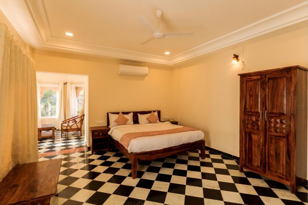Kumbhalgarh Fort Resort-Pure Veg מראה חיצוני תמונה